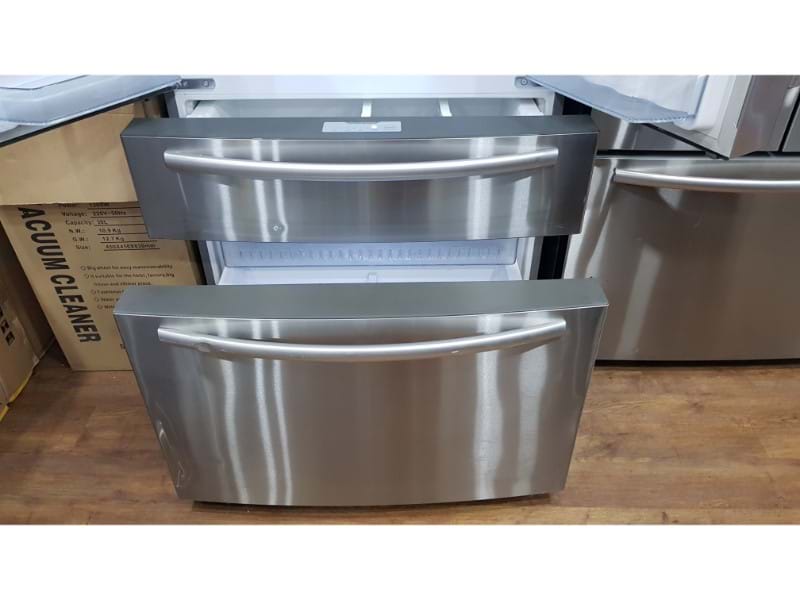 Hisense 701L French Door Fridge HR6FDFF701SW